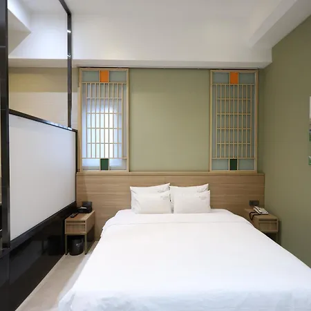 Almond Hotel Busan Station