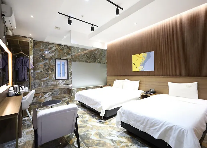 Almond Station 3* Busan