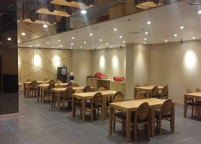 Almond Station 3* Busan