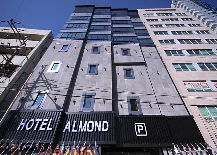 Almond Station 3* Busan