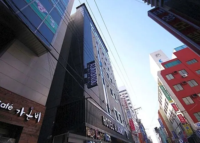 Almond Station 3* Busan