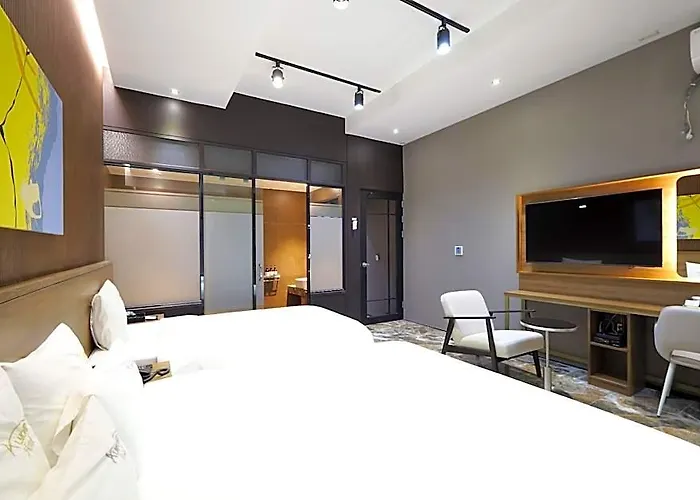 Hotel Almond Station Busan