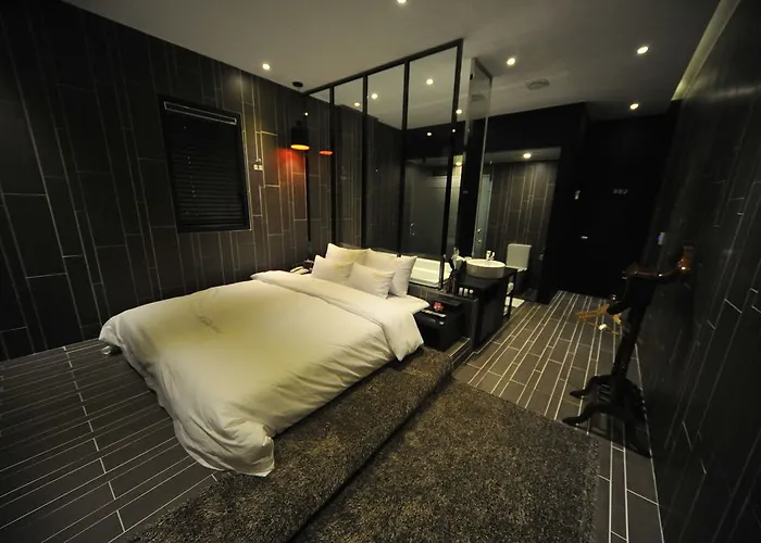 Hotel Almond Station Busan